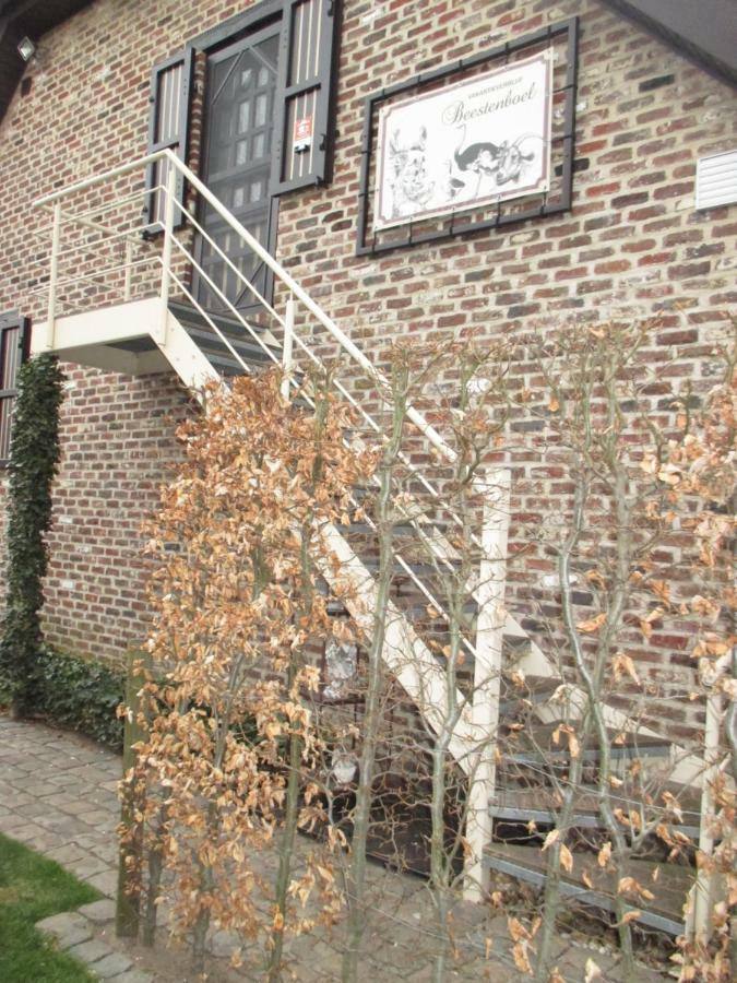 Vakantieverblijf-Beestenboel Retie Exterior photo